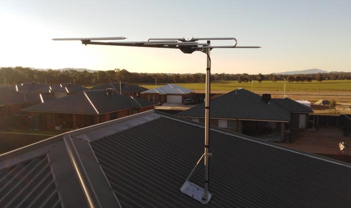 TV Antenna with overview of Albury Wodonga